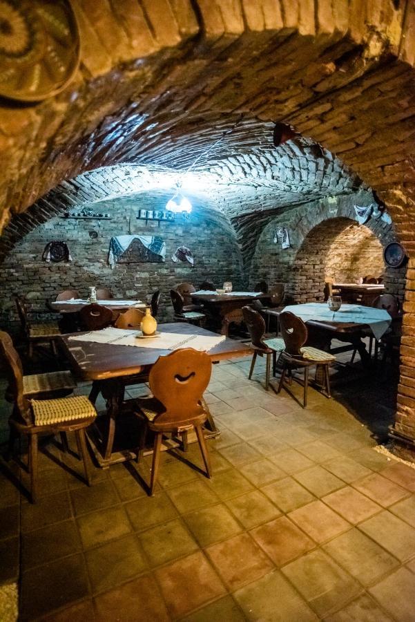 Hotel Marion Dumbraveni  Zewnętrze zdjęcie