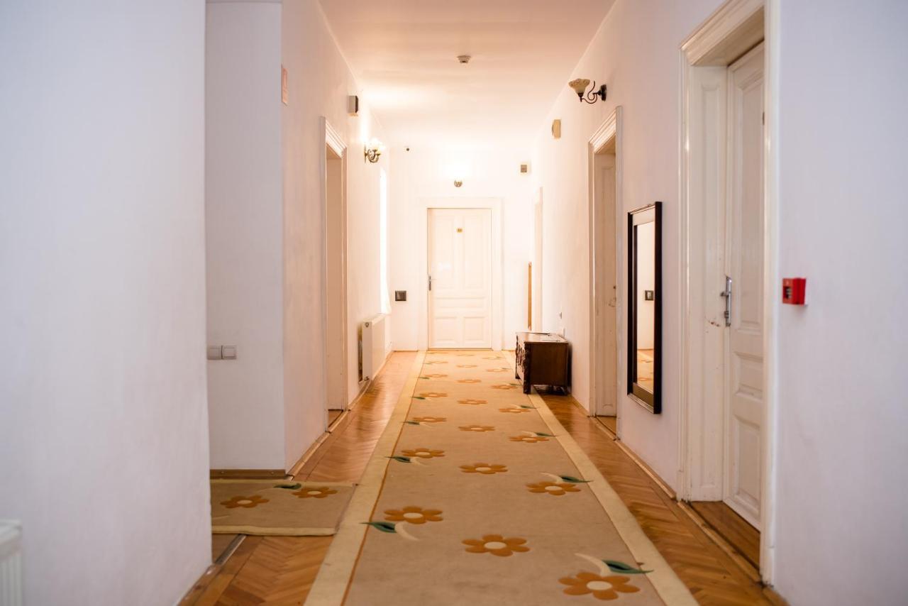Hotel Marion Dumbraveni  Zewnętrze zdjęcie