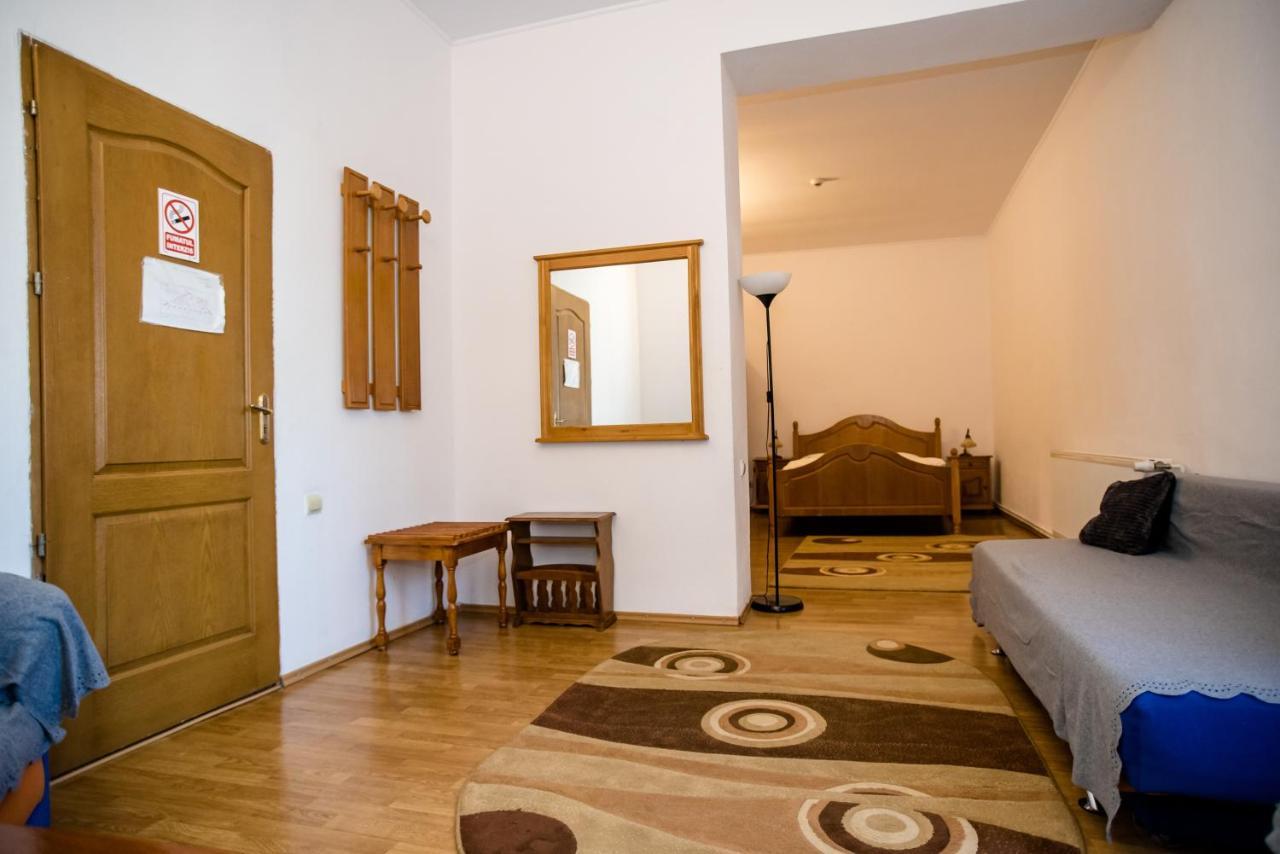 Hotel Marion Dumbraveni  Zewnętrze zdjęcie